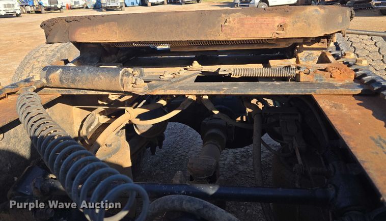 image for item EU3755 2011 International Prostar semi truck