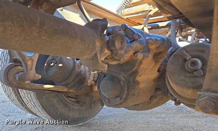 image for item EU3755 2011 International Prostar semi truck