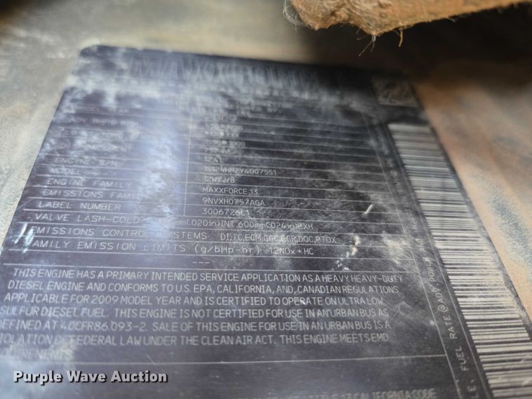 image for item EU3755 2011 International Prostar semi truck