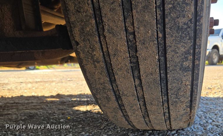 image for item EU3755 2011 International Prostar semi truck