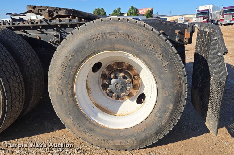 image for item EU3755 2011 International Prostar semi truck