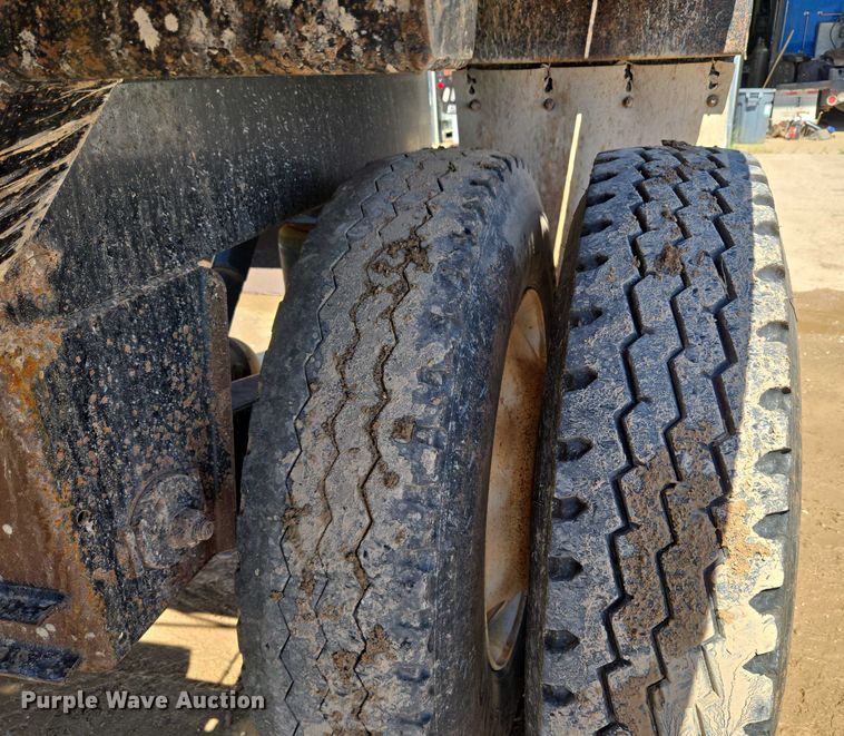 image for item EU3756 2019 Construction Trailers Specialties Trailer BDT-42 bottom dump trailer