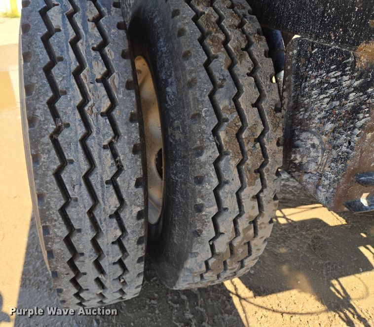 image for item EU3756 2019 Construction Trailers Specialties Trailer BDT-42 bottom dump trailer