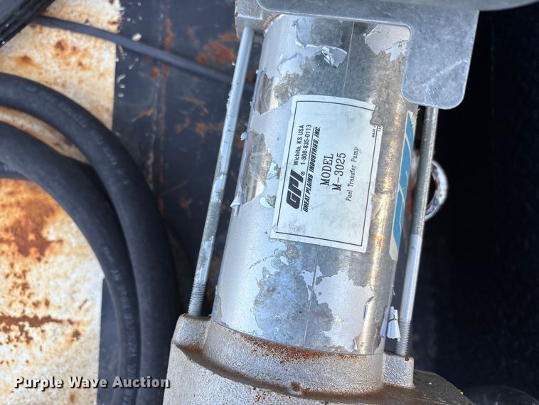 image for item EU4625 2005 Freightliner Columbia utility / service truck