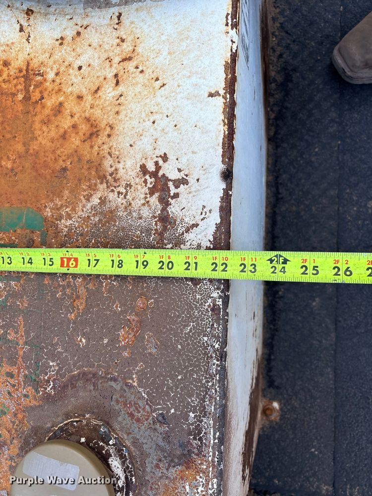 image for item EU4625 2005 Freightliner Columbia utility / service truck