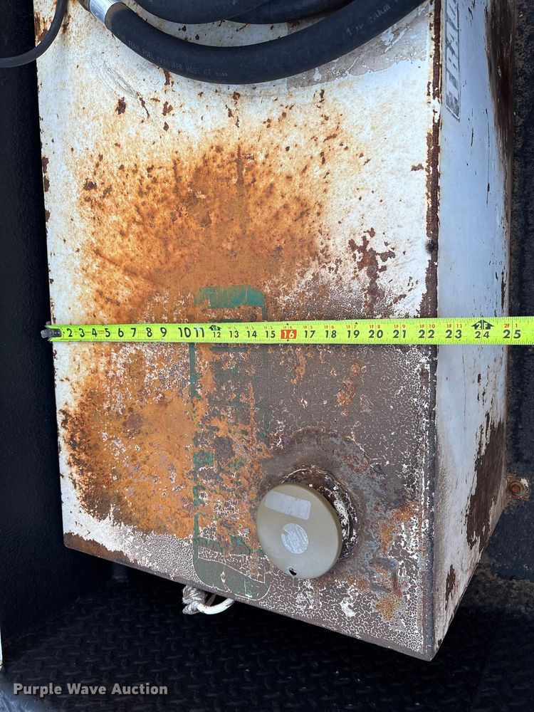 image for item EU4625 2005 Freightliner Columbia utility / service truck