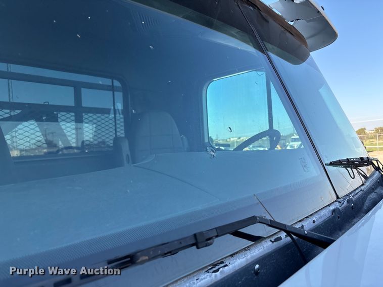 image for item EU4625 2005 Freightliner Columbia utility / service truck