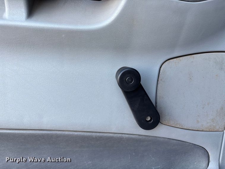 image for item EU4625 2005 Freightliner Columbia utility / service truck