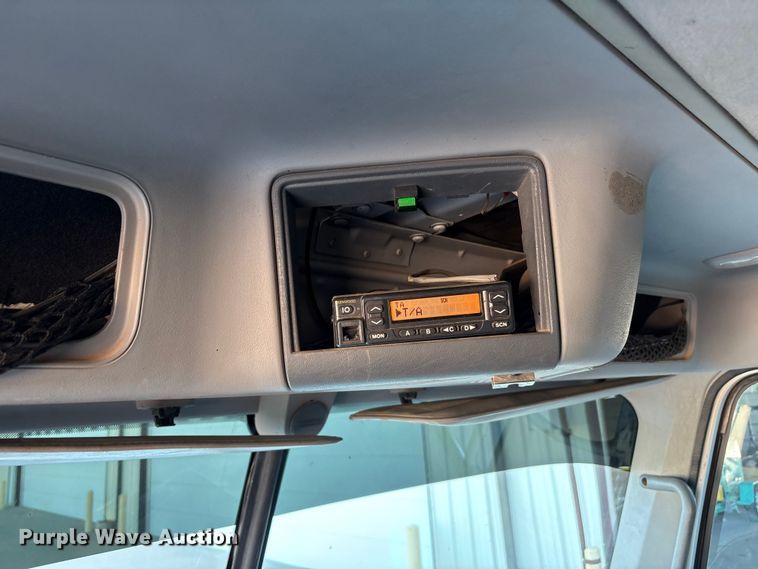 image for item EU4625 2005 Freightliner Columbia utility / service truck