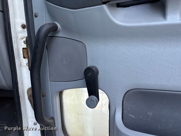 image for item EU4625 2005 Freightliner Columbia utility / service truck