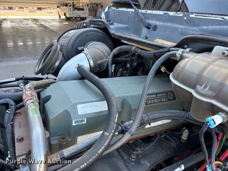 image for item EU4625 2005 Freightliner Columbia utility / service truck