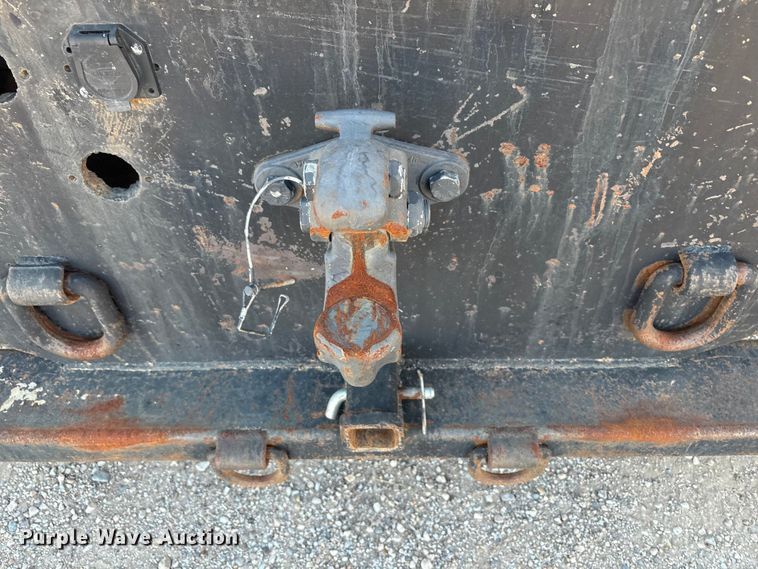 image for item EU4626 2006 Freightliner Columbia utility / service truck