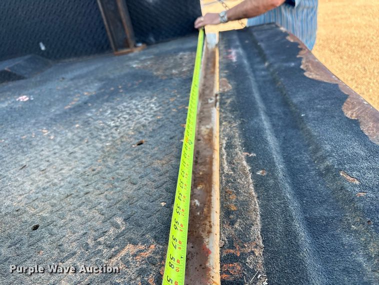 image for item EU4626 2006 Freightliner Columbia utility / service truck