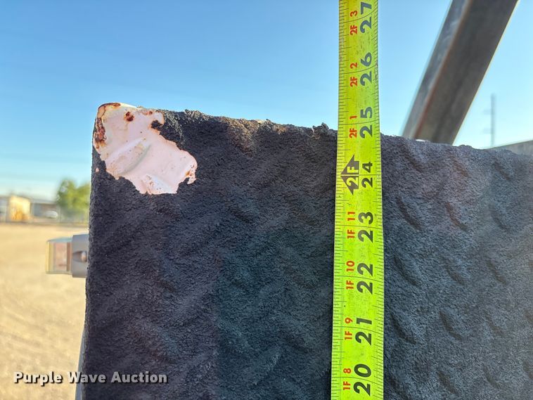 image for item EU4626 2006 Freightliner Columbia utility / service truck