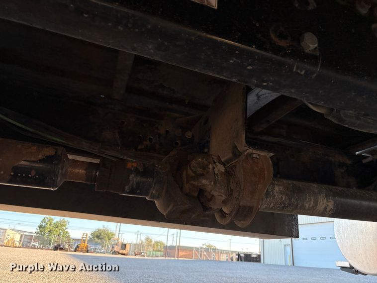 image for item EU4626 2006 Freightliner Columbia utility / service truck