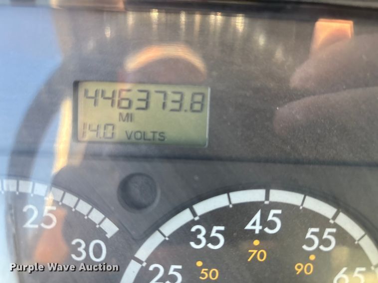 image for item EU4626 2006 Freightliner Columbia utility / service truck