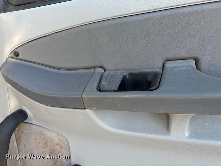 image for item EU4626 2006 Freightliner Columbia utility / service truck