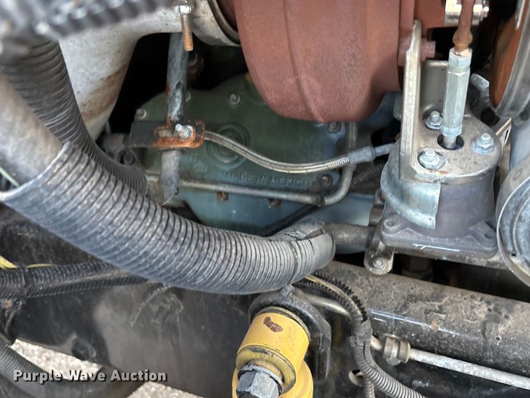 image for item EU4626 2006 Freightliner Columbia utility / service truck