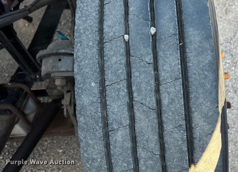 image for item EU4626 2006 Freightliner Columbia utility / service truck