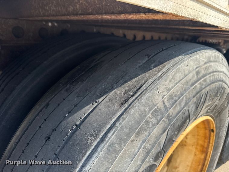 image for item EV1860 2001 Wabash  dry van trailer