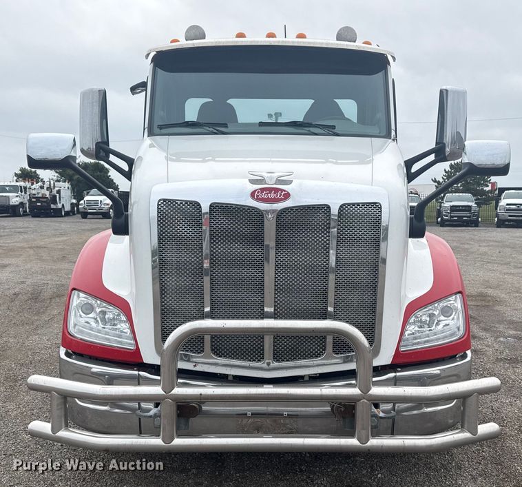 CAMIóN 2018 PETERBILT