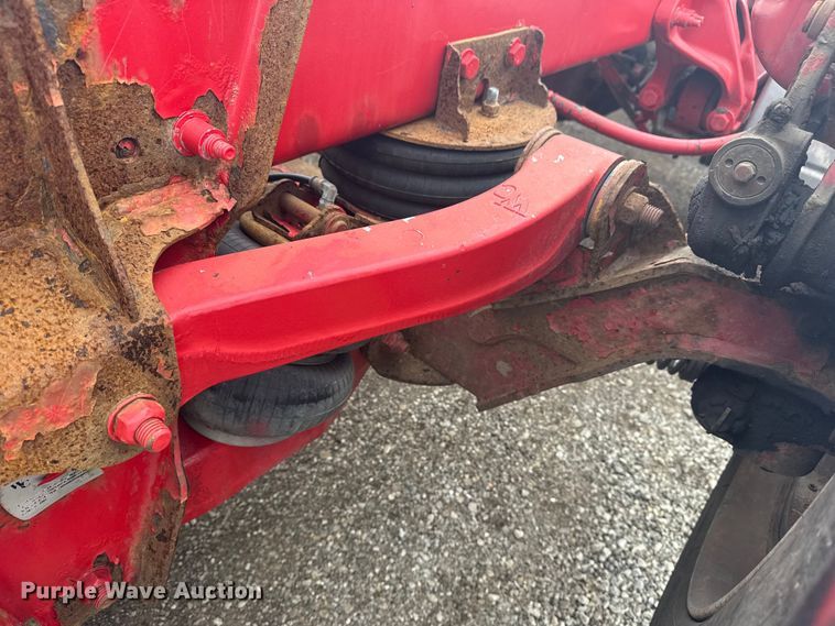 image for item NU9581 2018 Peterbilt 579 semi truck