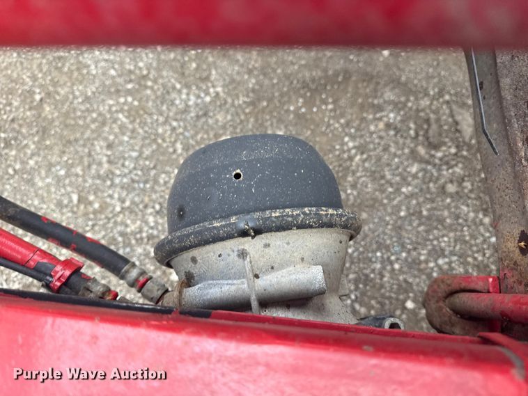 image for item NU9581 2018 Peterbilt 579 semi truck