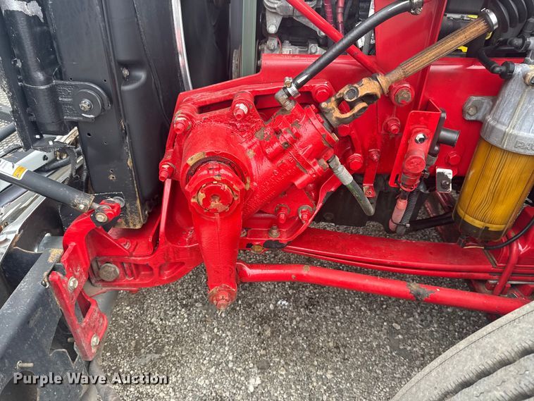 image for item NU9581 2018 Peterbilt 579 semi truck