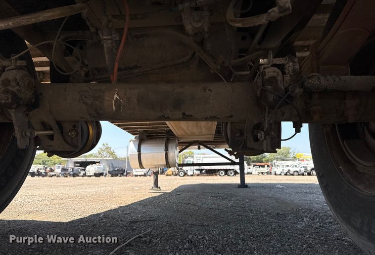 image for item NU9645 2005 Utility Trailer VS12A refrigerated van trailer