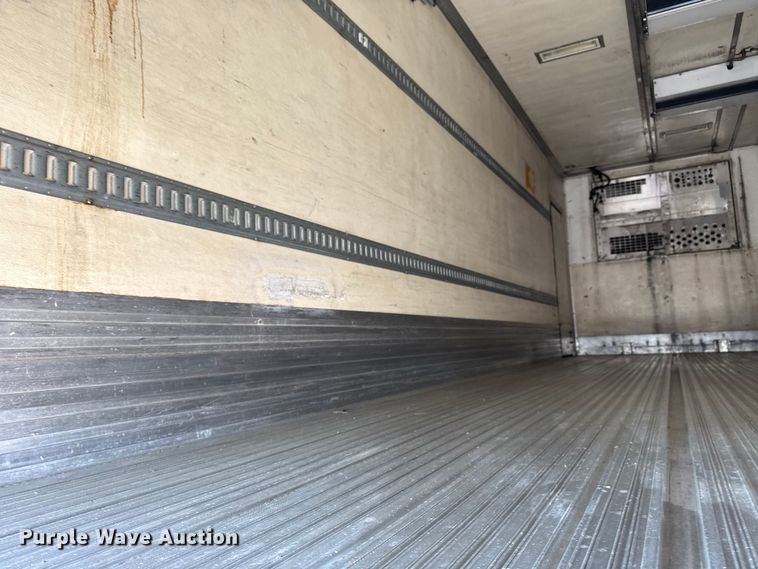 image for item NU9645 2005 Utility Trailer VS12A refrigerated van trailer