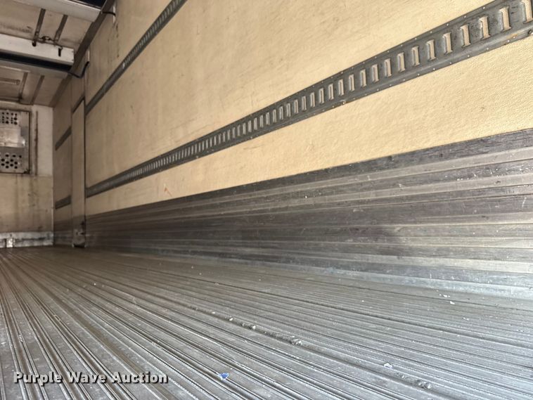 image for item NU9645 2005 Utility Trailer VS12A refrigerated van trailer