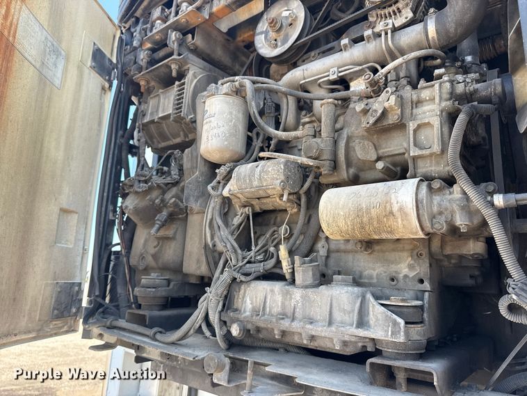 image for item NU9645 2005 Utility Trailer VS12A refrigerated van trailer