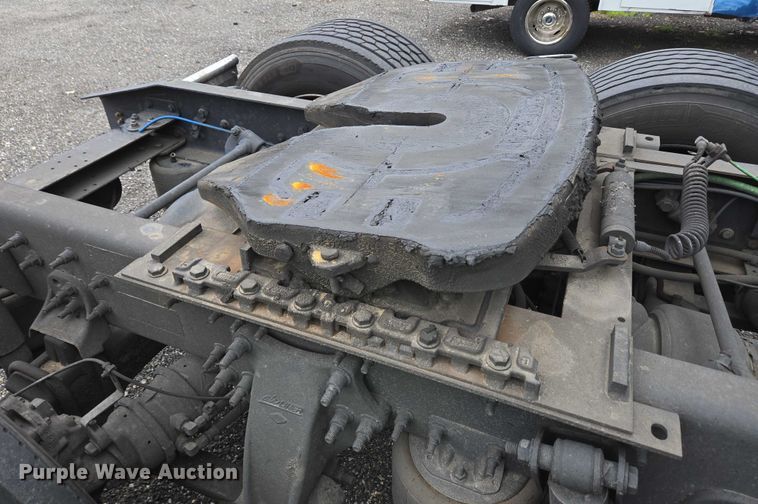 image for item YA0578 2019 Freightliner Cascadia 116 semi truck