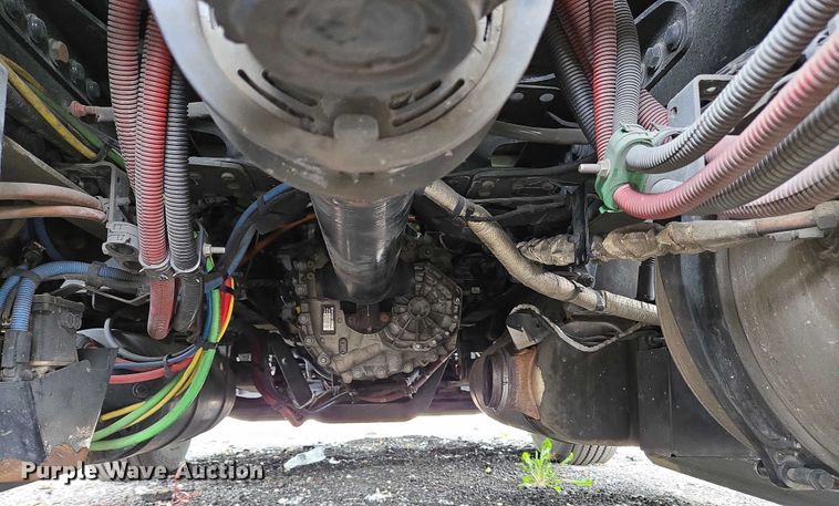 image for item YA0578 2019 Freightliner Cascadia 116 semi truck