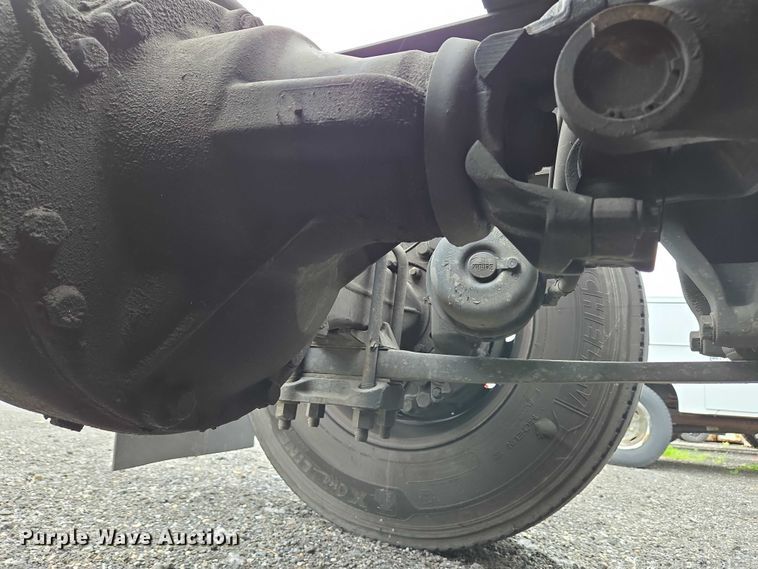 image for item YA0578 2019 Freightliner Cascadia 116 semi truck