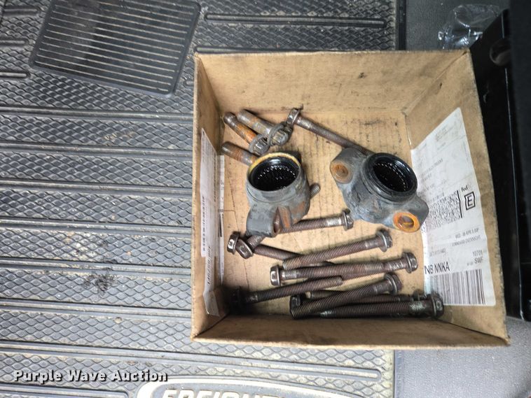 image for item YA0578 2019 Freightliner Cascadia 116 semi truck