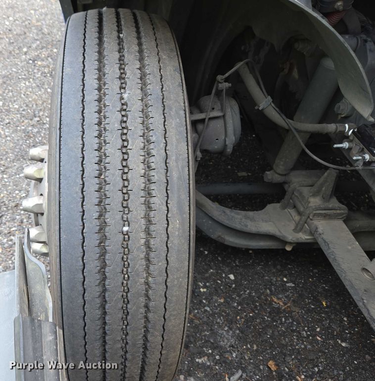 image for item YA0578 2019 Freightliner Cascadia 116 semi truck