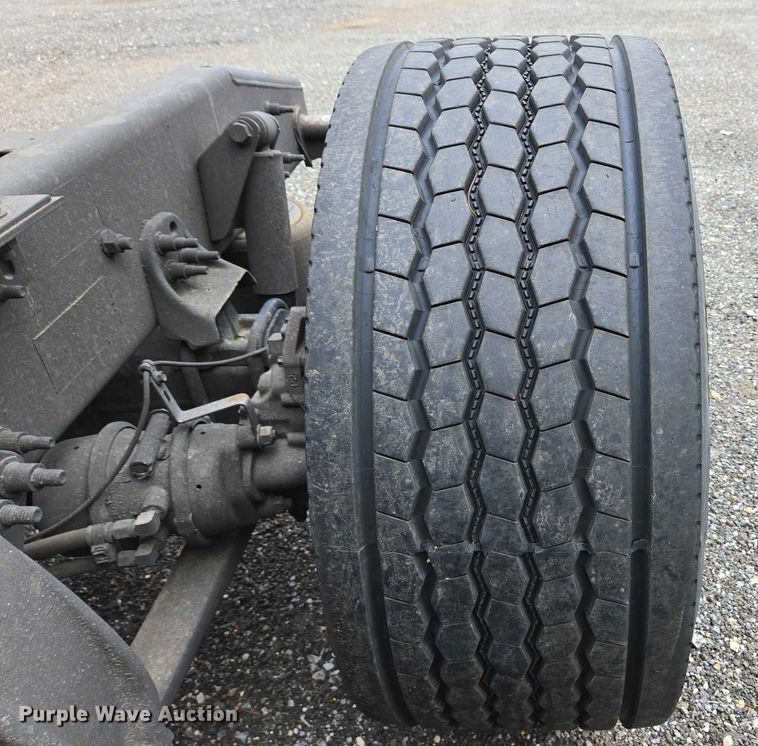 image for item YA0578 2019 Freightliner Cascadia 116 semi truck