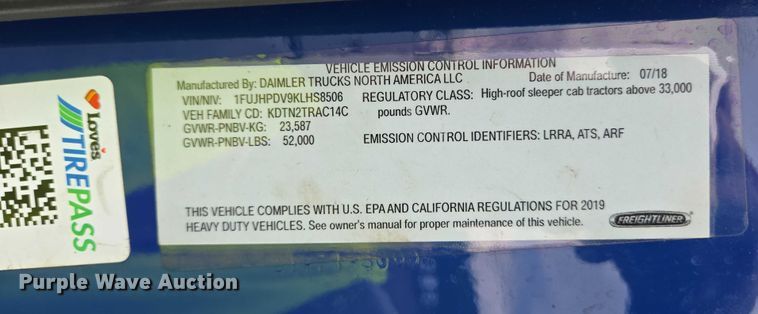 image for item YA0578 2019 Freightliner Cascadia 116 semi truck
