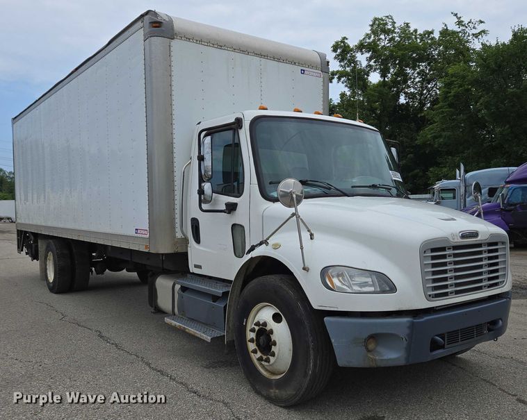 image for item YA0647 2011 Freightliner Business Class M2 box truck