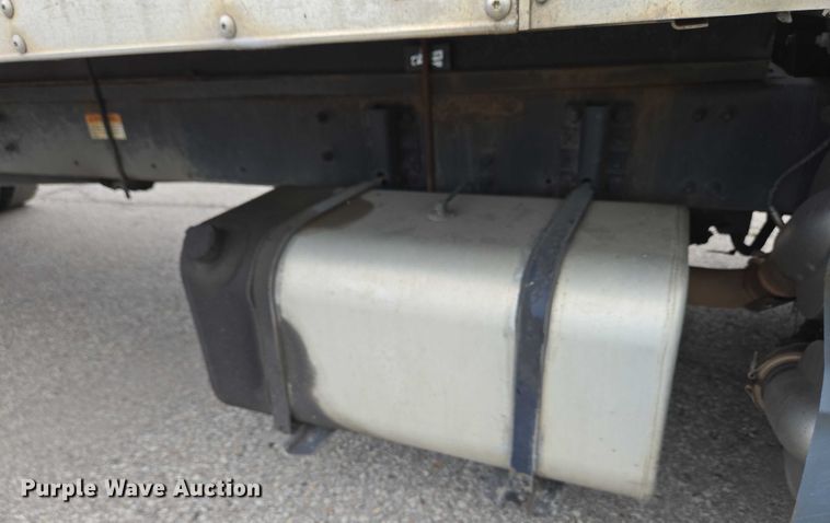 image for item YA0647 2011 Freightliner Business Class M2 box truck