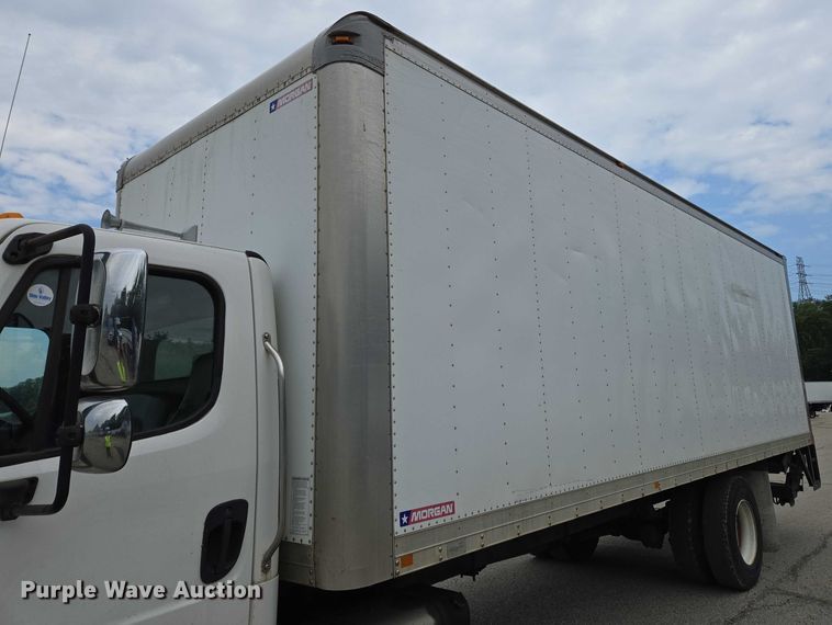 image for item YA0647 2011 Freightliner Business Class M2 box truck
