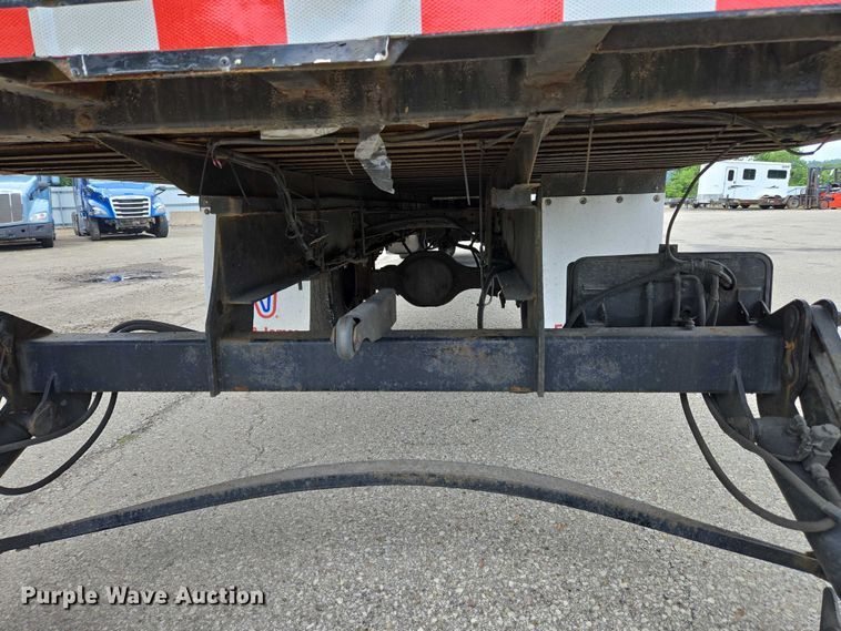 image for item YA0647 2011 Freightliner Business Class M2 box truck