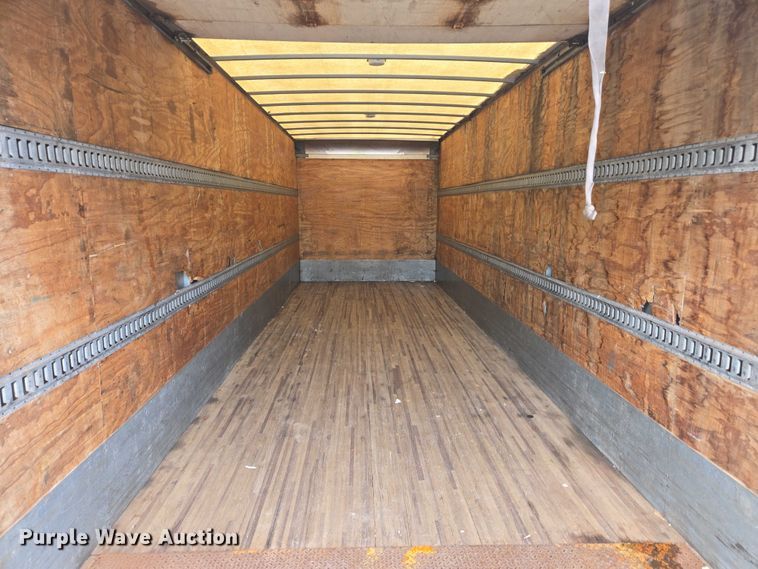 image for item YA0647 2011 Freightliner Business Class M2 box truck