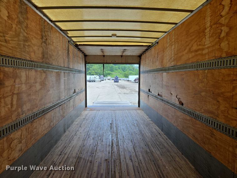 image for item YA0647 2011 Freightliner Business Class M2 box truck