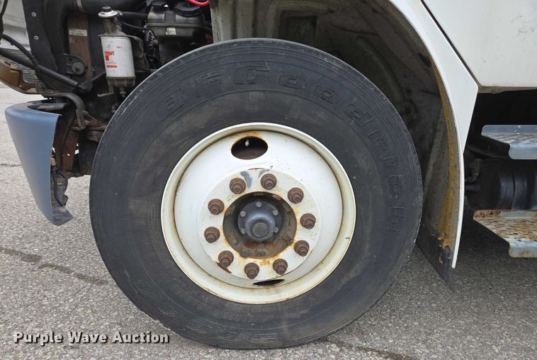 image for item YA0647 2011 Freightliner Business Class M2 box truck