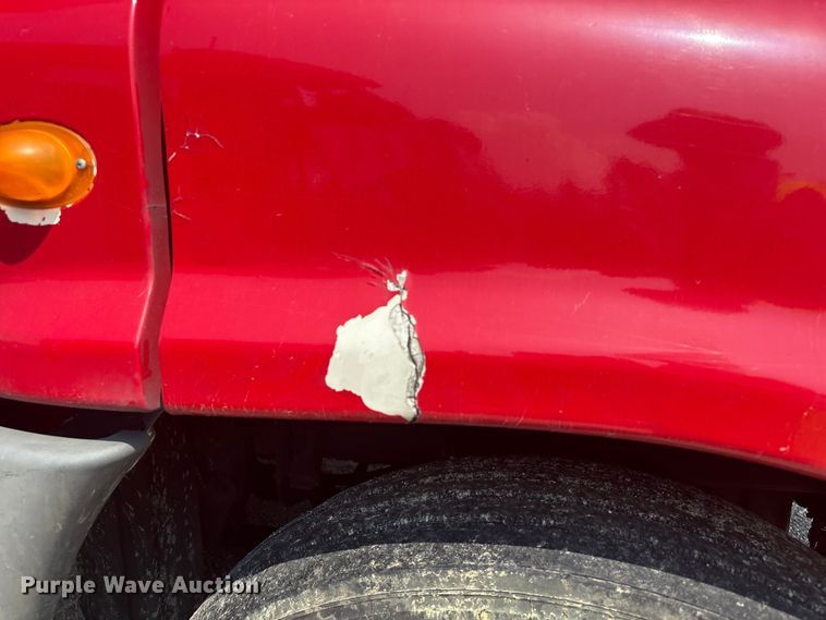 image for item YA0728 2016 Freightliner Cascadia 125 semi truck