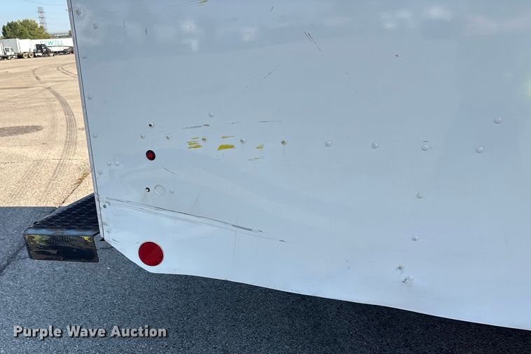 image for item YA0786 2014 Freightliner MT45 delivery truck