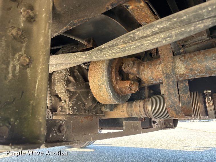 image for item YA0786 2014 Freightliner MT45 delivery truck