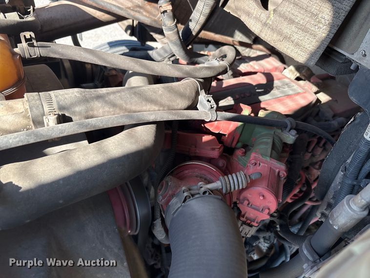 image for item YA0786 2014 Freightliner MT45 delivery truck